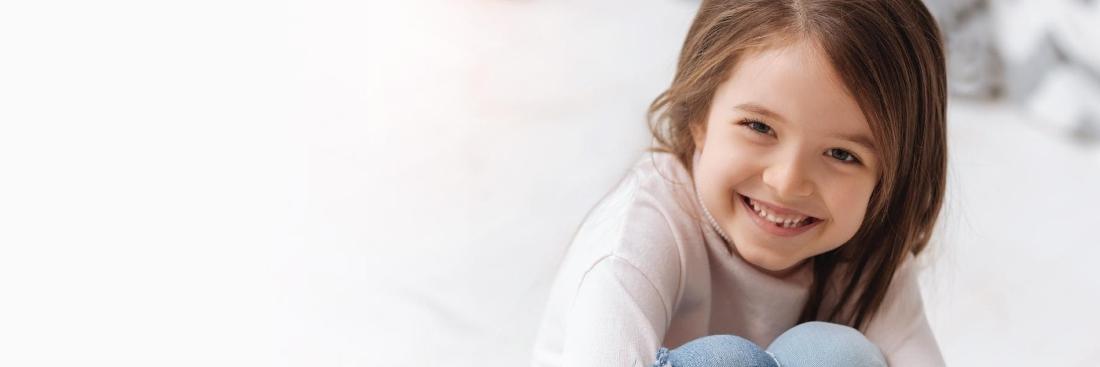 Small girl smiling | Dentist Chesterfield MO
